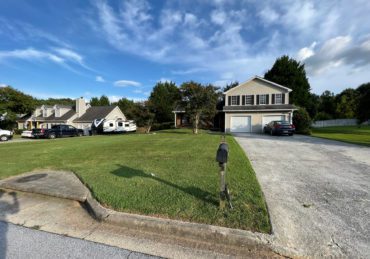 Freshly mowed lawn in Marietta Georgia